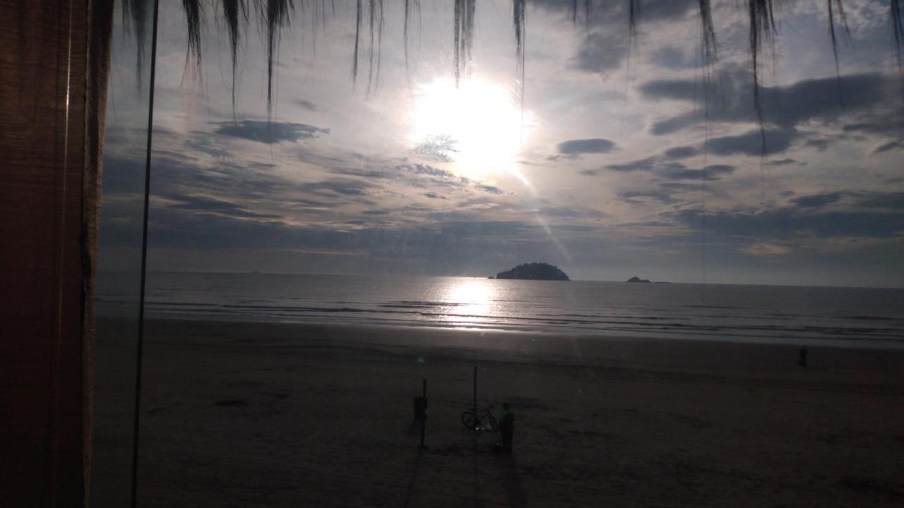 Suites Pé na Areia Peruíbe Exterior foto